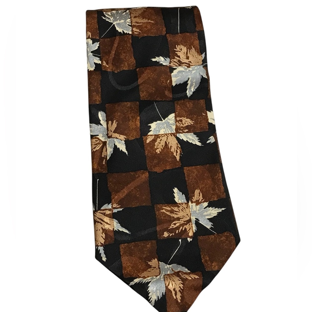 Hugo Boss Silk Fall Checked Maple Leaf Print Men’s Designer Tie Neck Wear